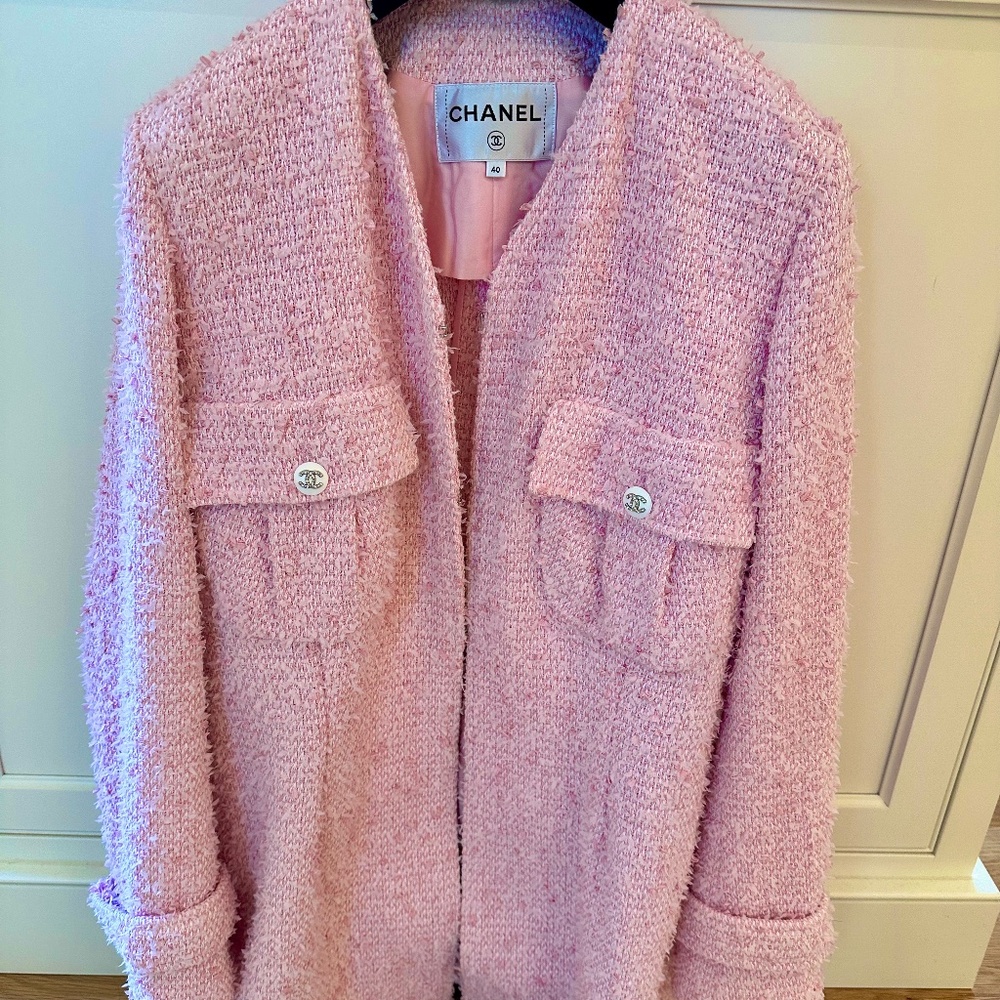Authentic CHANEL 2021 Pink Tween Pattern Jacket - Size M / US 8 / FR40